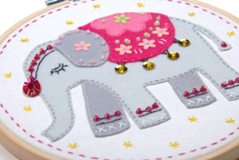 Elephant Craft Kit with Felt Vervaco