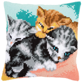 Cute Kittens Canvas Cushion Vervaco