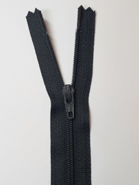 156 22cm Skirt Zipper YKK