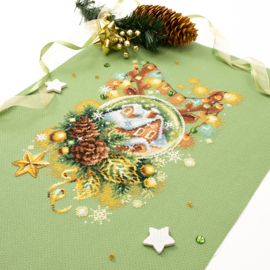 Light Christmas Aida Magic Needle Embroidery Kit