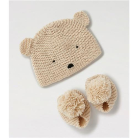 Teddy hat & Booties | Breipakket gift of Stitch | DMC