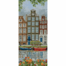 Amsterdam Street Scene Aida Cross Stitch Kit Anchor