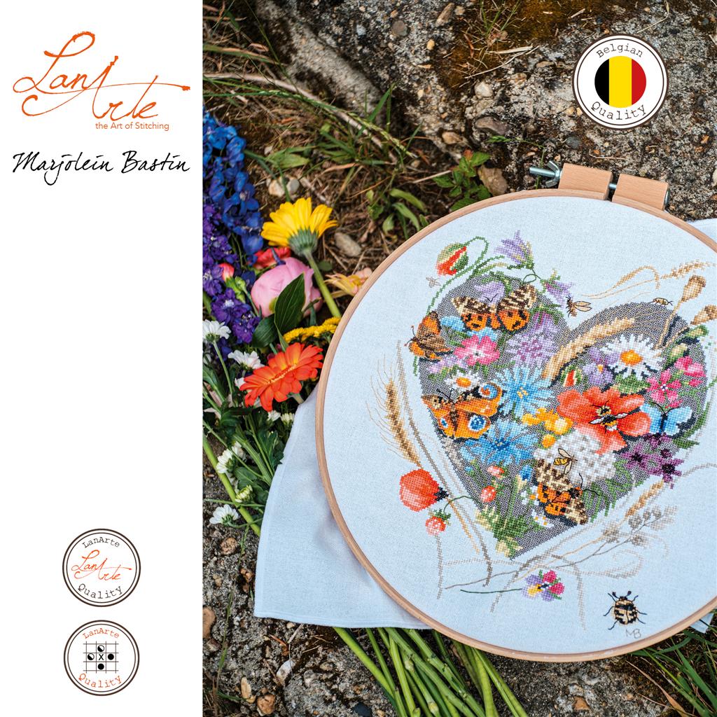 Bloemenhartje - evenweave - Marjolein Bastin - Lanarte telpakket