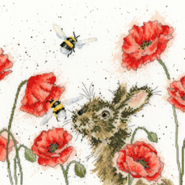Let It Bee Aida Wrendale Designs by Hannah Dale Bothy Threads Embroidery Kit