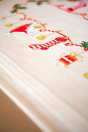 Christmas Table Runner Vervaco