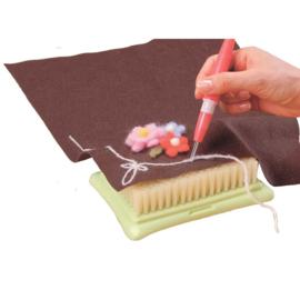 8901 Pen Style Needle Felting Tool Clover