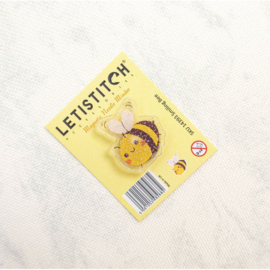 Smiling Bee needle minder - Leti Stitch