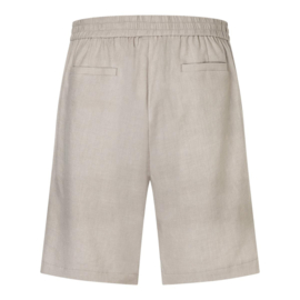 5640 Burda naaipatroon - Shirt & Korte Broek