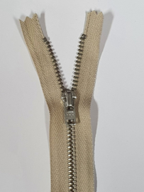 572 18cm Fine Silver Pants Zipper YKK