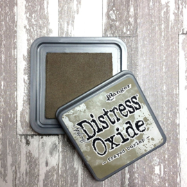 Frayed burlap | Distress Oxide ink pad | Ranger Ink