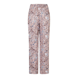 5591 Burda naaipatroon - Broek in variatie