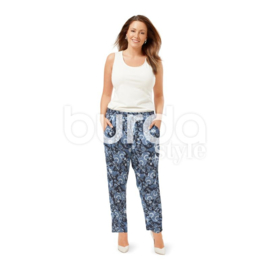 6678 Burda Naaipatroon | Broek in variaties