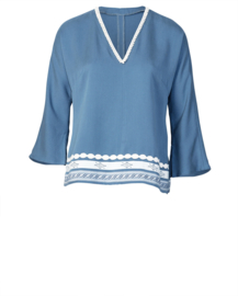 5776 Burda Naaipatroon | blouse in variatie