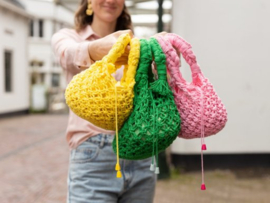 Zomerse buideltasjes - gehaakt - Durable Macramé