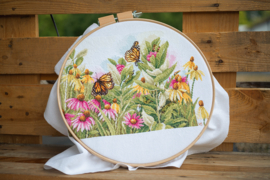 Butterflies & Cornflowers Evenweave Lanarte