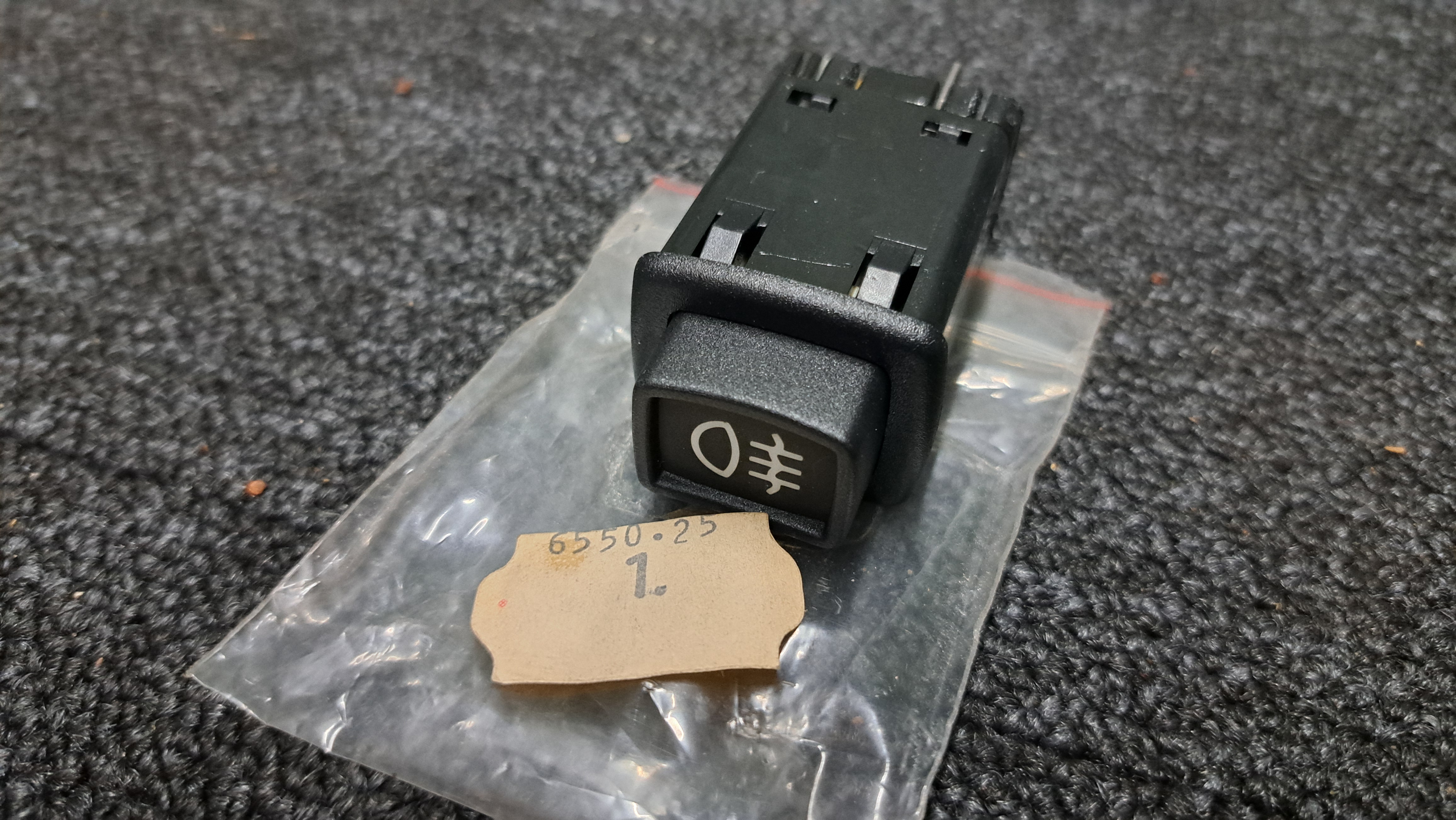 Peugeot 205 PH1 rear fog light switch
