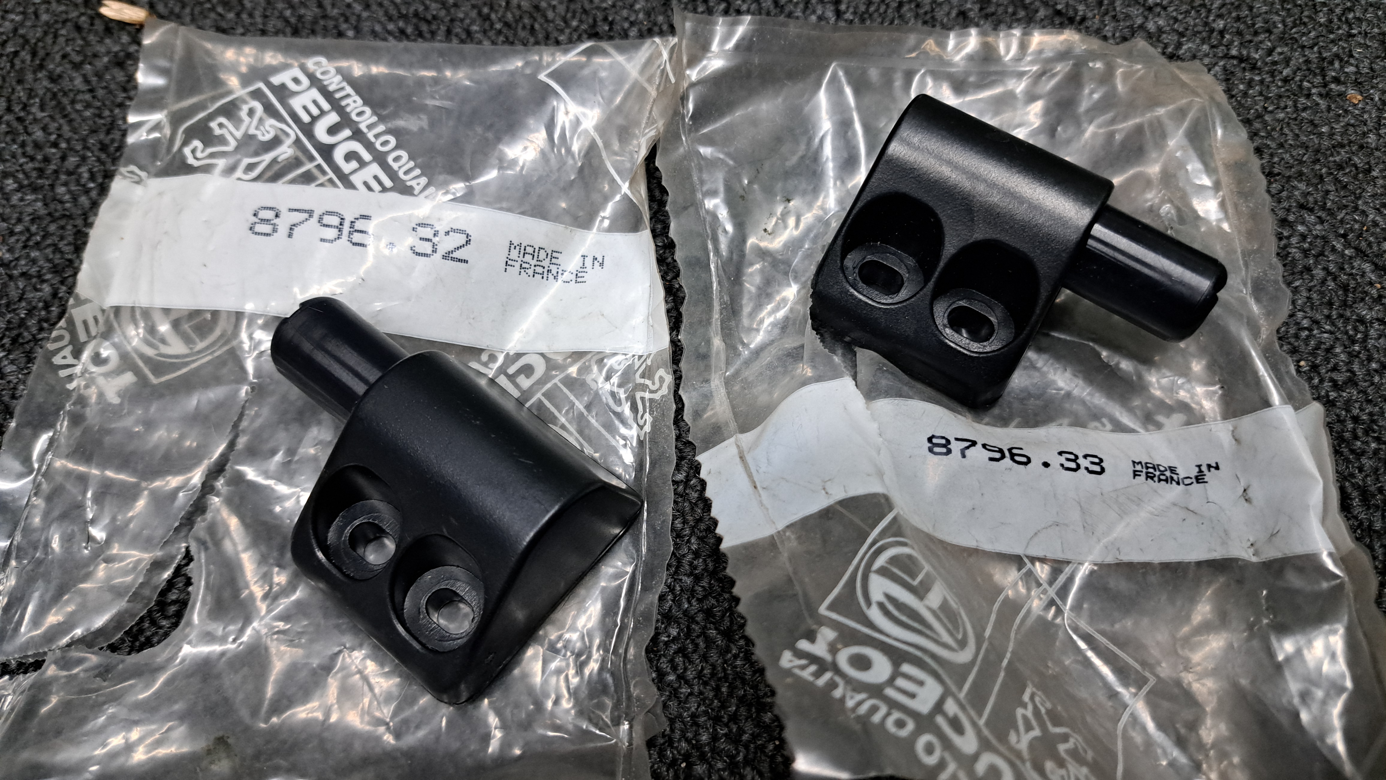 Peugeot 205 PH1 and PH1.5 NOS parcel shelf brackets
