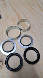 Peugeot 205/309 Trailing Arm Bearings Set & Shafts