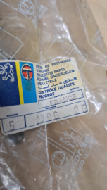 Peugeot 104 parcel shelf holders