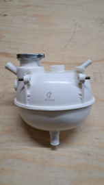 Peugeot 205/309 XU coolant expansion reservoir