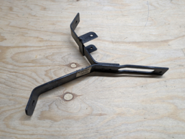 Peugeot 309 bumper bracket