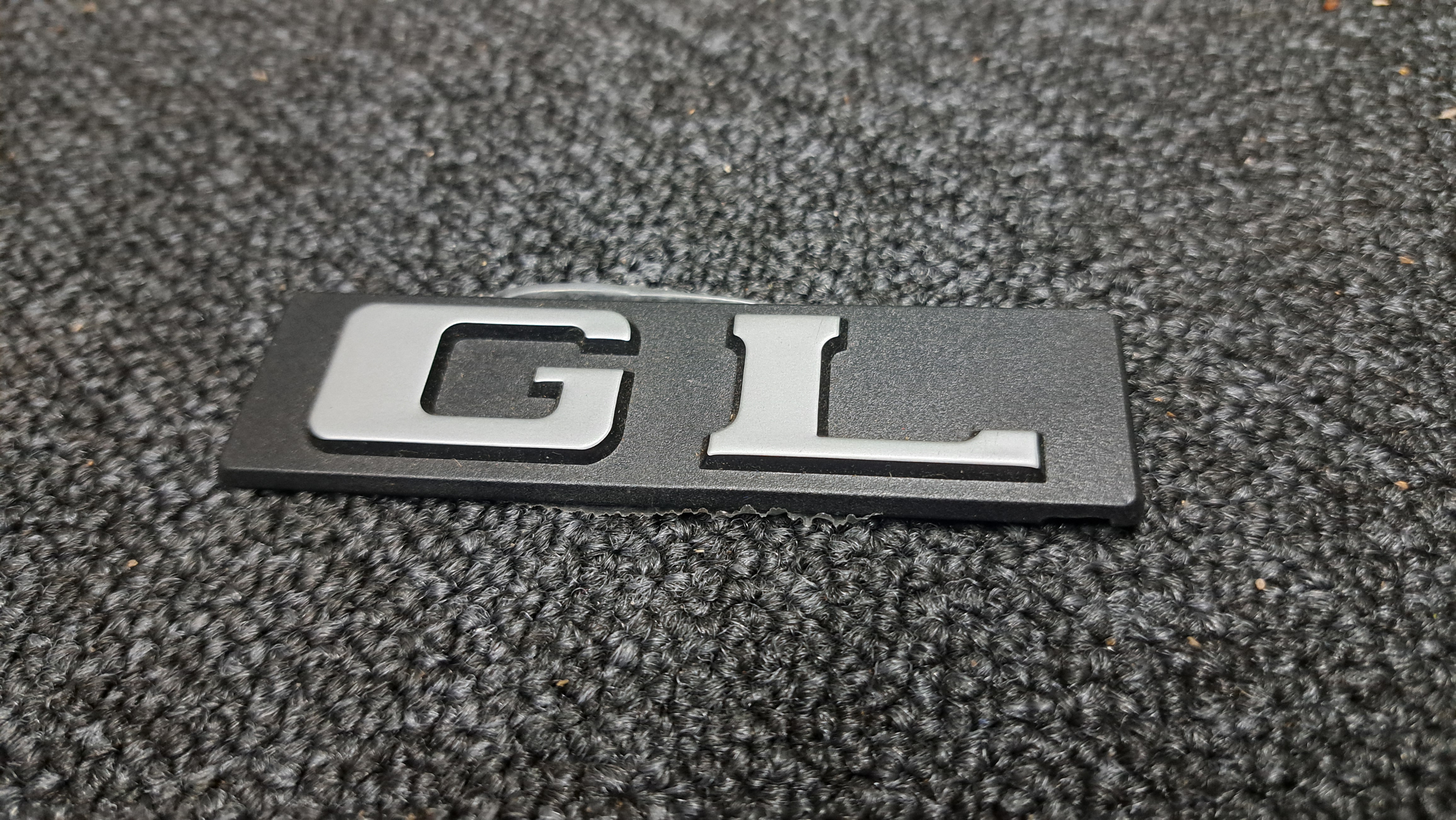 Peugeot 205 GL rear badge