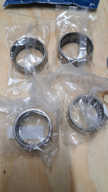 Peugeot 205/309 Trailing Arm Bearings Set & Shafts