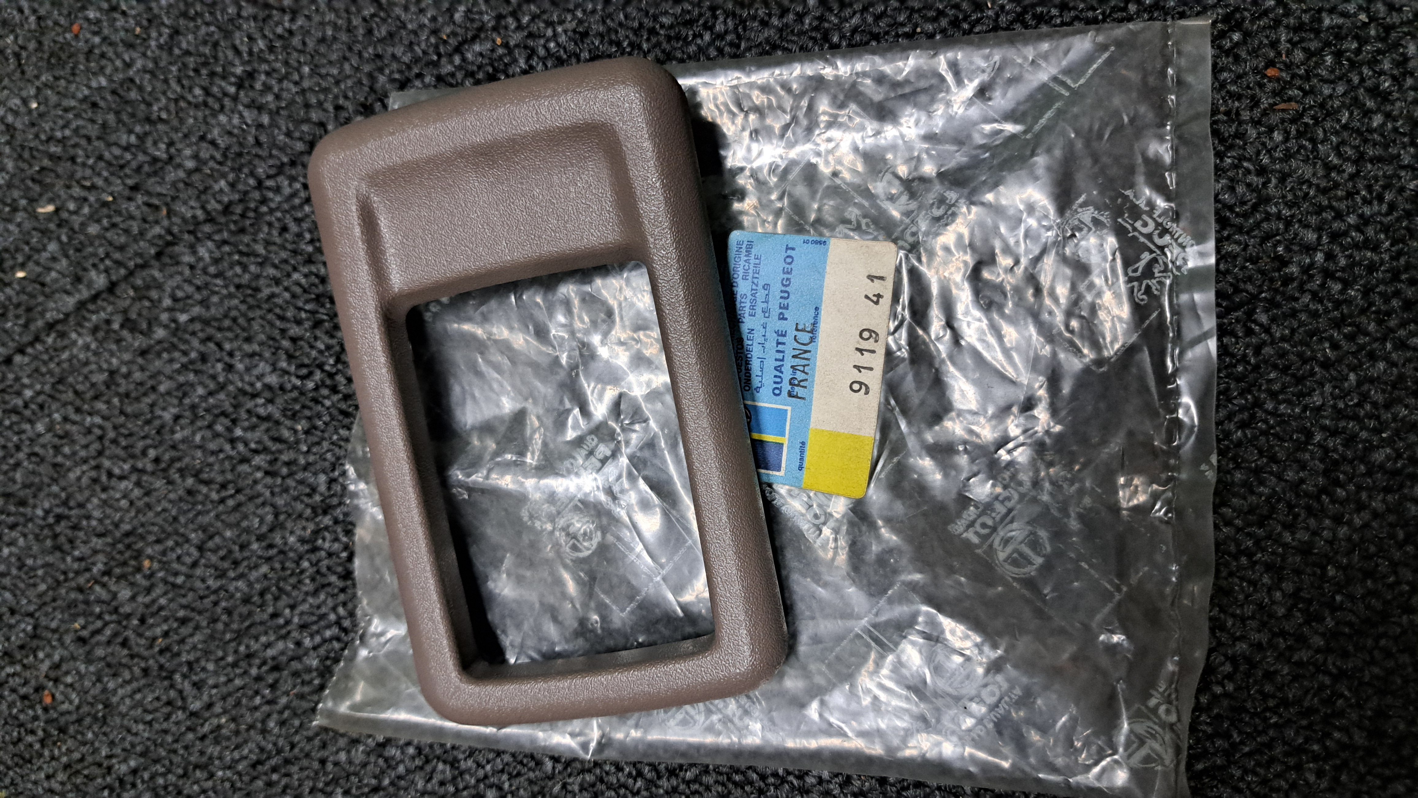 Door handle cover Peugeot 205/309