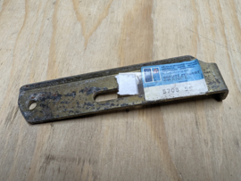 Peugeot 205 TU A/C alternator bracket
