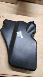 Peugeot 205 windscreen washer fluid reservoir rear