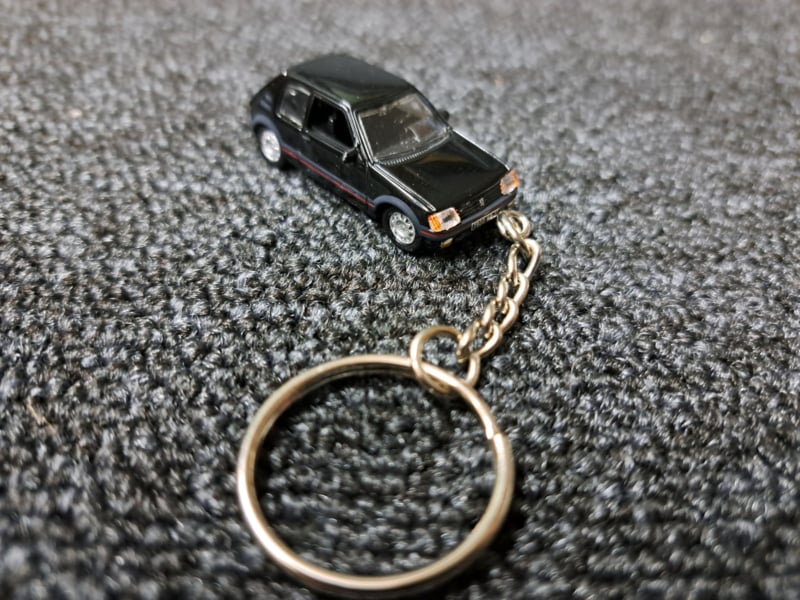 Z-MODELS ZMD002021 Scala 1/87  PEUGEOT PORTACHIAVI - KEYRING 205 1.6 GTi  1984 SILVER