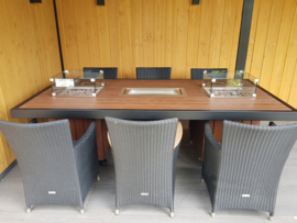 Iron dining