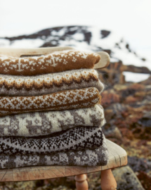 Arctic Knits - Weichien Chan | The Petite Knitter