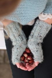 CaMaRose Chestnut Mittens