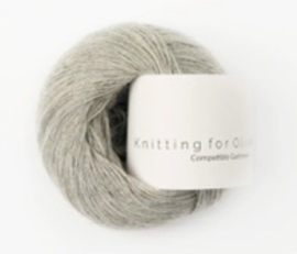 Knitting for Olive Compatible Cashmere Grey Lamb