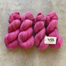 British Wool 4ply Fukushia I