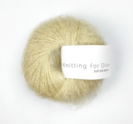 Knitting for Olive Soft Silk Mohair Dusty Banana