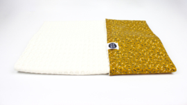 Kinderwagen deken streepjes confetti met gebroken witte  grove  wafel