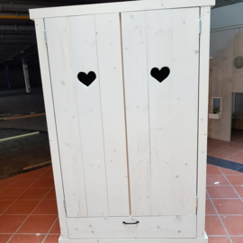 Kledingkast 4