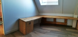 Bureau 349 x 220