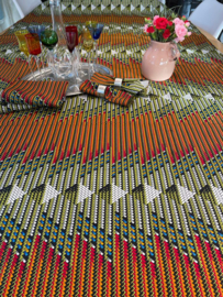 Tafelkleed Kokrobite incl. 6 servetten.