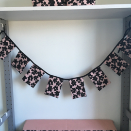 set babykamer - roze&zwart | bloemen