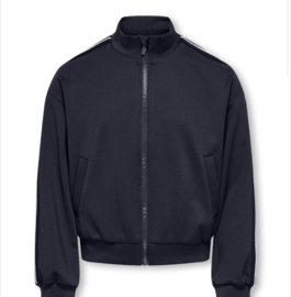 ONLY KOGWARM UP LIFE X TRACK ZIP JACKET PNT Style No. 15358863 Colour: Night Sky Panel White/Black/Night Sky