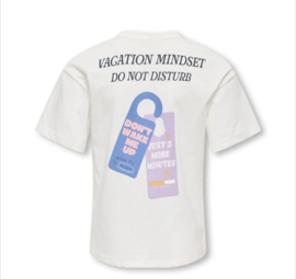 ONLY KOGVIVVI LIFE S/S LOOSE LOVELY TOP JRS Style No. 15357876 Colour: Cloud Dancer Vacation