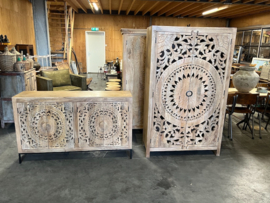 Handgesneden Dressoir, Ibiza/Boho zeer uniek exemplaar Nieuw