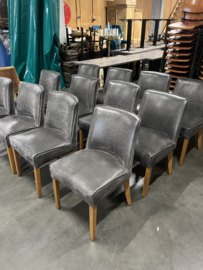 Riviera Maison Chairs type Riverdale Pellini  Leer