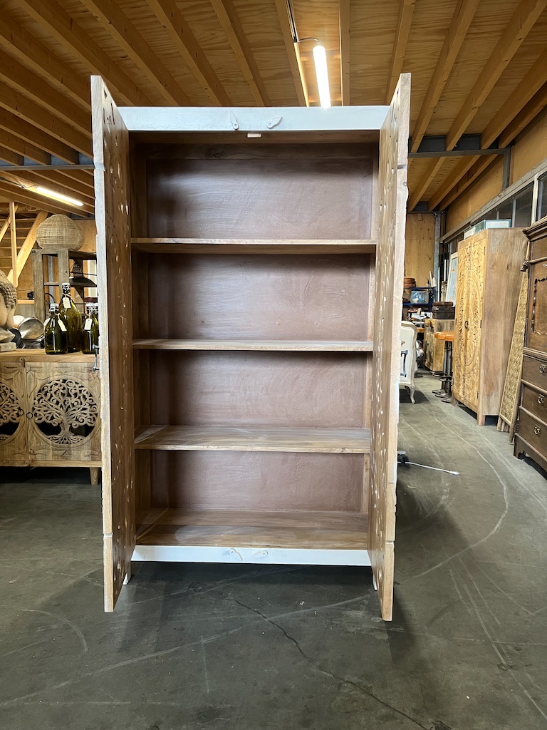 Kast/Buffetkast Houtsnijwerk Ibiza/Boho pracht exemplaar