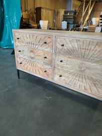 Uniek Nieuw Dressoir IBiza/Boho met de hand uitgesneden