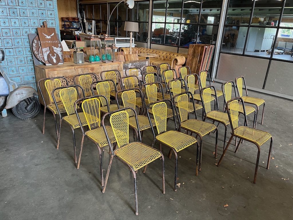 Zeer Unieke Metalen Stoelen Jaren 50 Ontwerp Rene Malaval