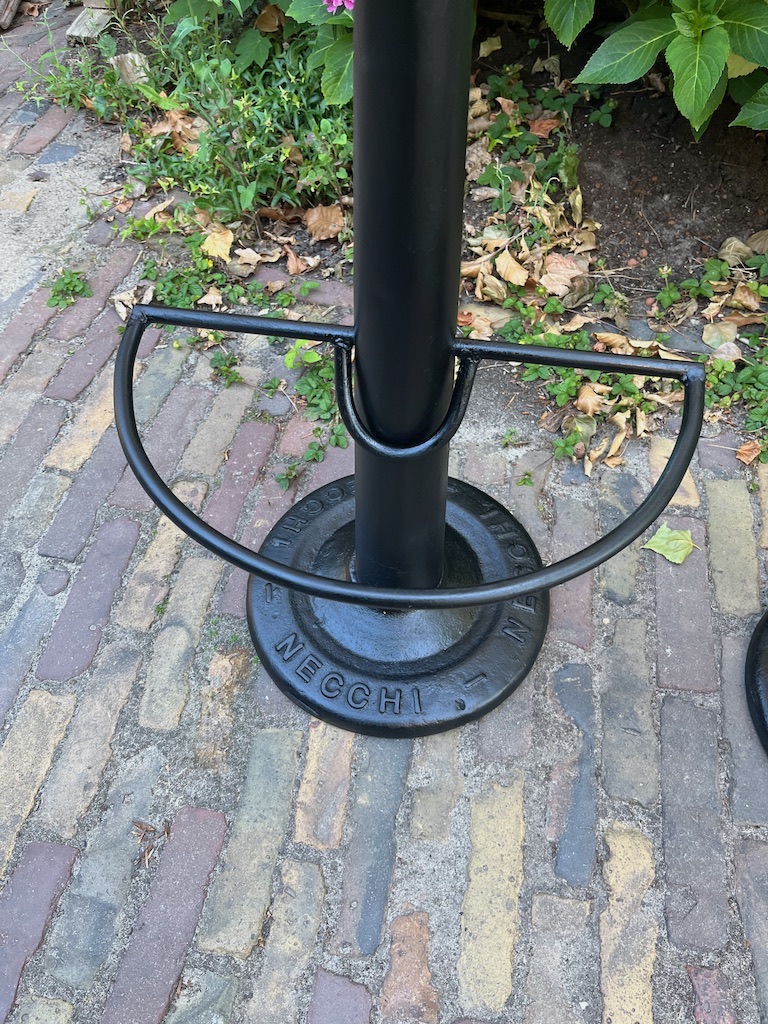 Necchi Barkrukken oude exemplaren 84 cm hoog